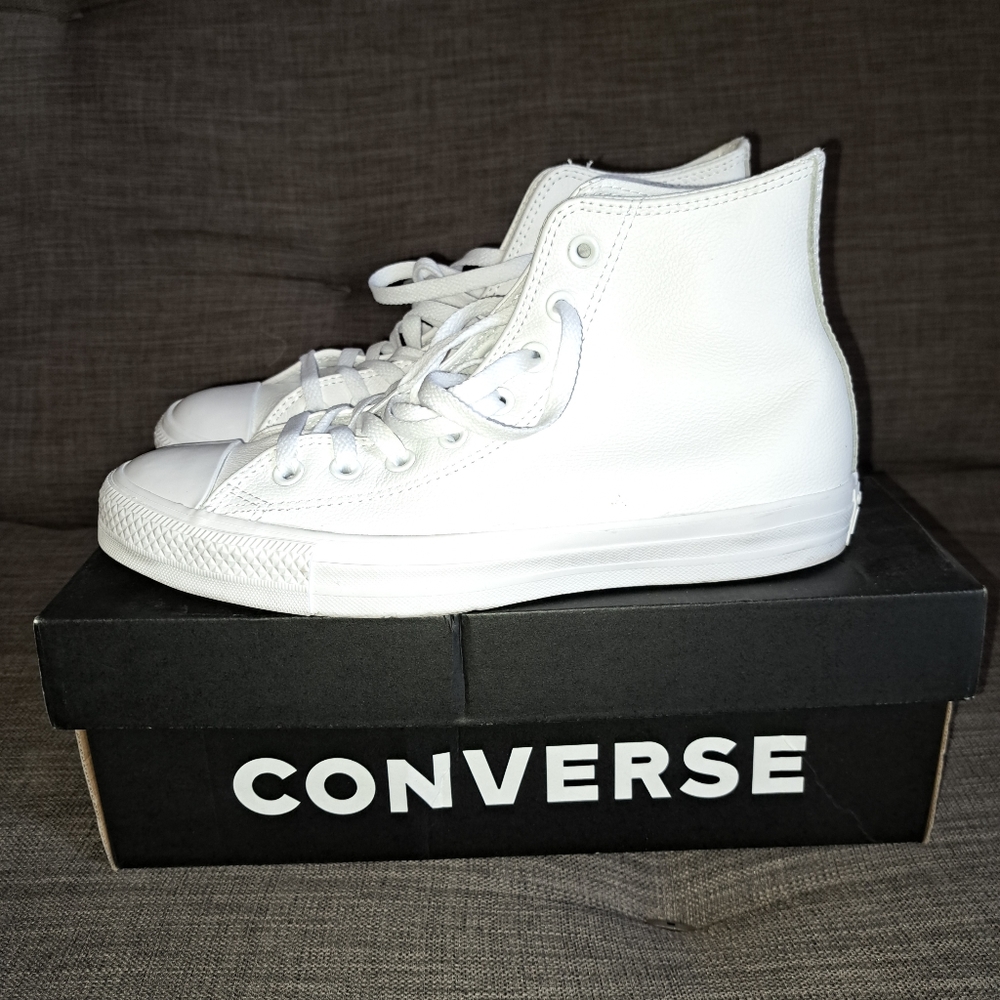 Pure white CONVERSE sneakers (mens 8.5/womens 10.5)
